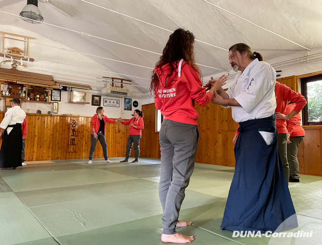 8th MARCH: AIKIDO SESSION 4 DUNA-GIRLS