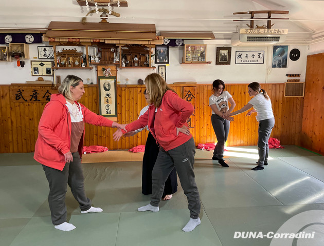 8th MARCH: AIKIDO SESSION 4 DUNA-GIRLS