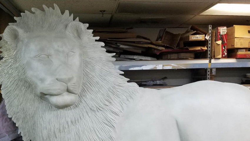 A Lion and Friends Take Shape with American Woodcarving